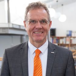 Uwe Hüttner